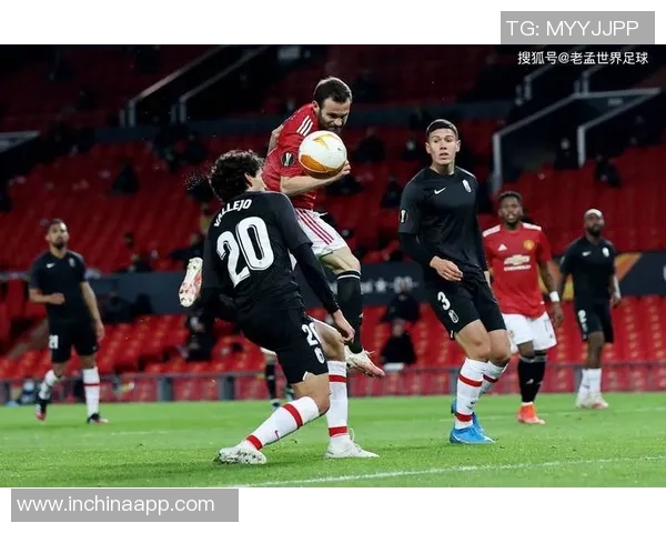 足球记者李的独家揭秘：探寻世界足球背后的故事与真相